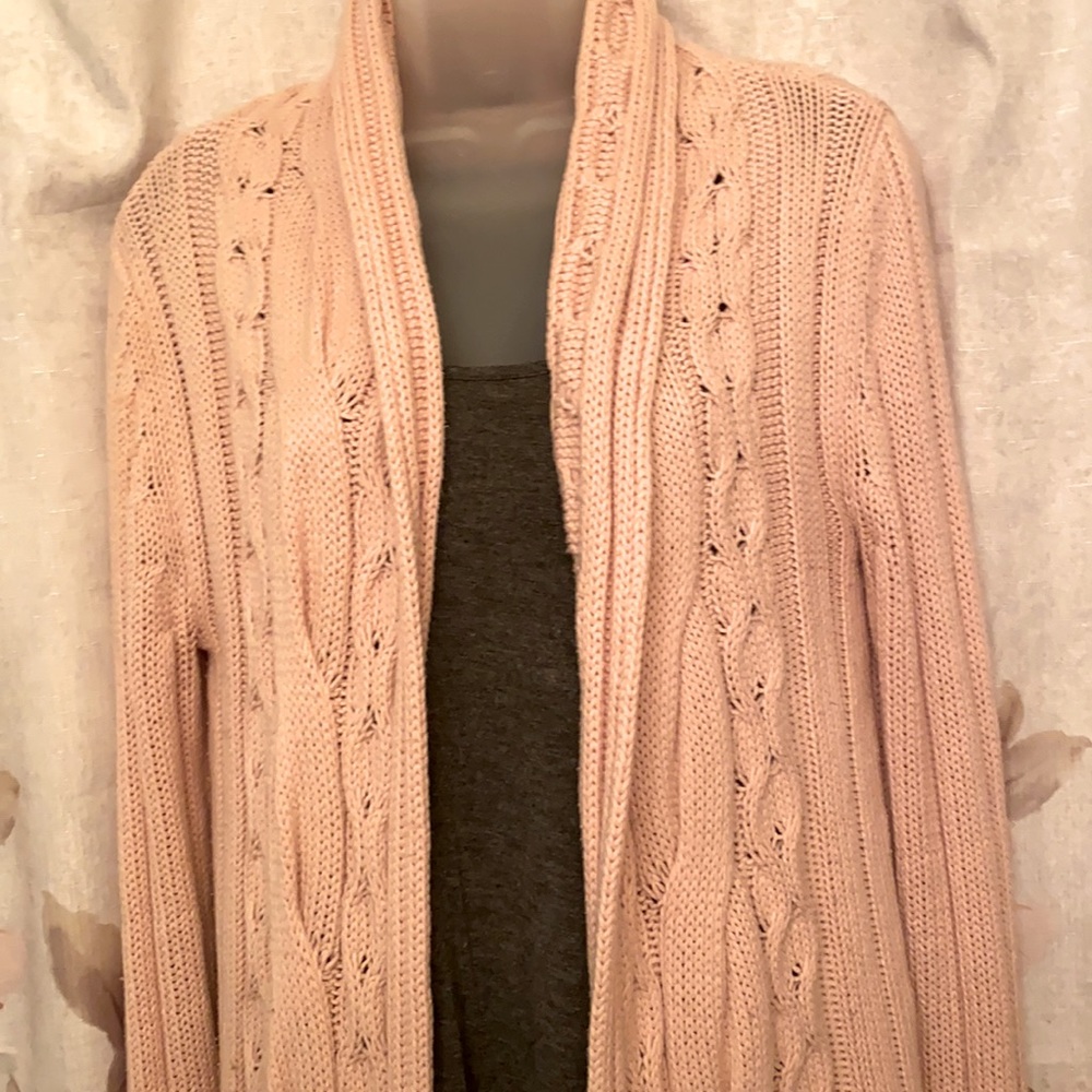 Gorgeous! Cozy! Light pink cotton blend cardigan. Braided design. Belt. Size M